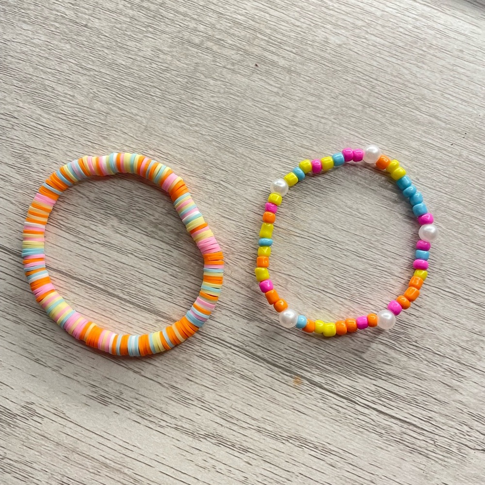2 bracelets! - Picture 2 of 2